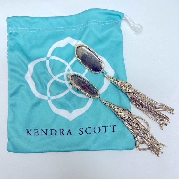 Vintage Kendra Scott Julie Pyrite Gold statement elle Tassel Earrings- Rare - Picture 2 of 2